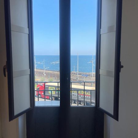 Sea View Apartment 卡塔尼亚 外观 照片